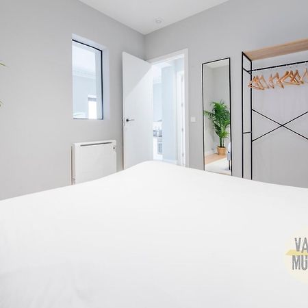מדריד Modern Apt & Cool Interior Design A 20 Metros Del Retiro E1 מראה חיצוני תמונה